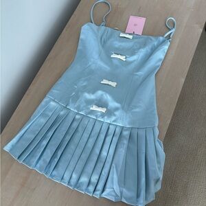 Blue dress (hello Molly)